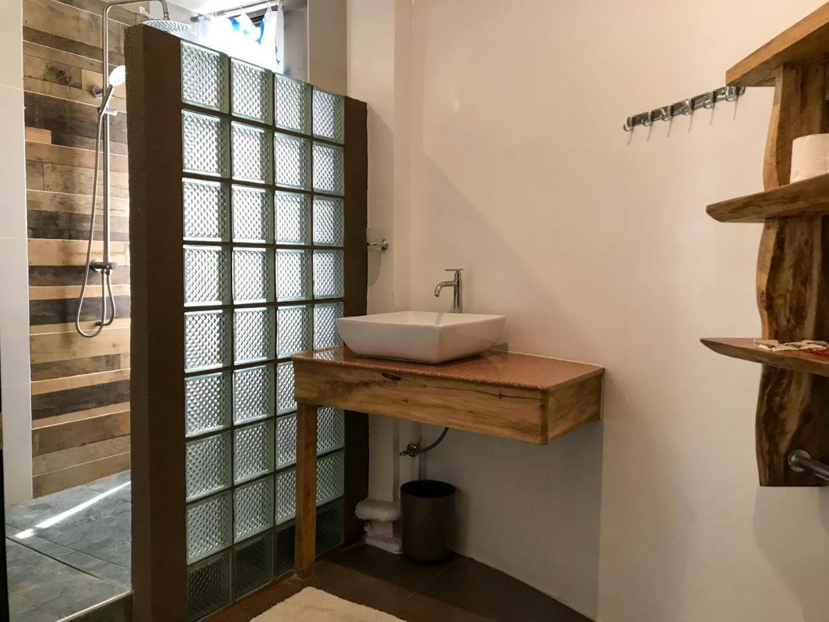 E.I. Suites Siquijor Kültér fotó